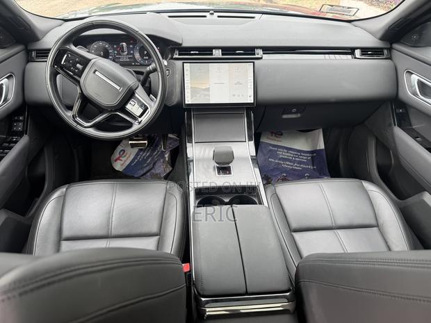 Land Rover Range Rover Velar Dynamic HSE 2024 Gray · Photo 7