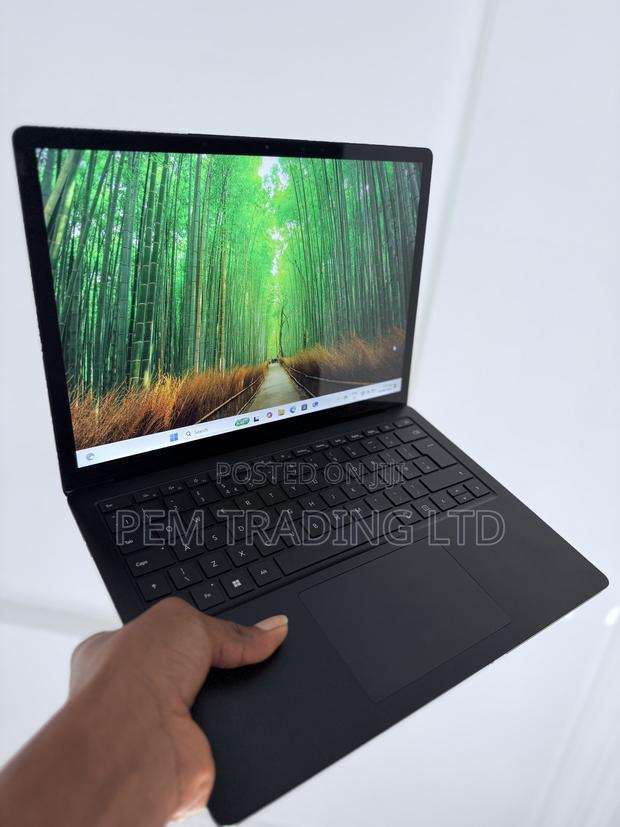 Laptop Microsoft Surface Laptop 4 16GB Intel Core I5 SSD 256GB · Photo 2
