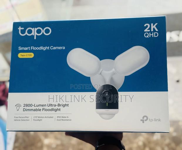Tplink Smart Floodlight Camera Tapo C720 · Photo 1