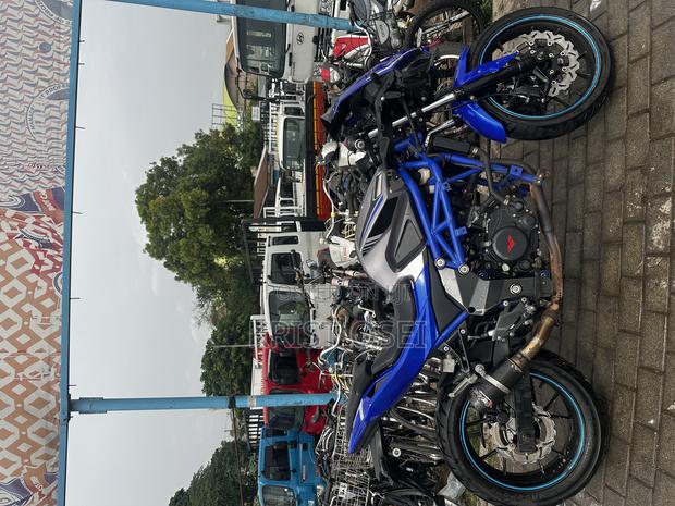 Motorcycle 2016 Blue · Photo 1