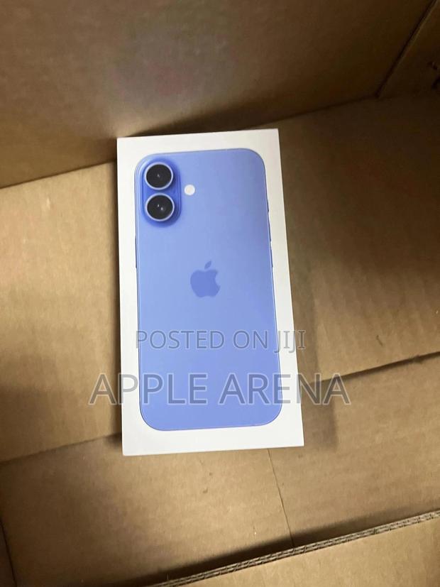 New Apple iPhone 16 128 GB Blue · Photo 2