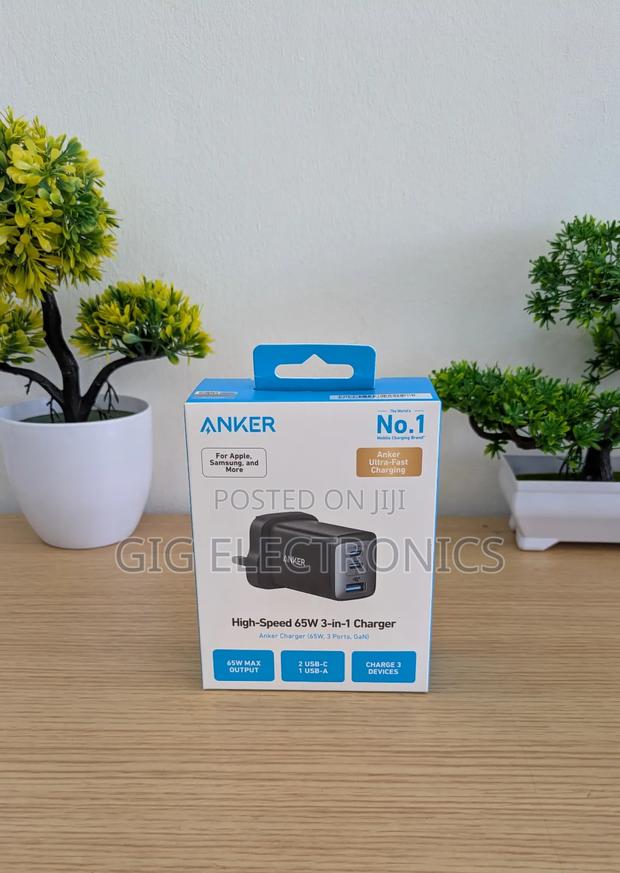 Anker Charger 735 Powerport 65w USB C Charger A2667 · Photo 1