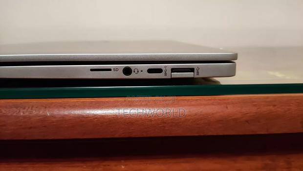 New Laptop HP Chromebook 8GB Intel Core i5 SSD 256GB · Photo 3