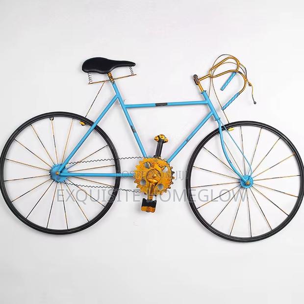 Vintange-Style Metal Bicycle Wall Art Piece With Added String Lights