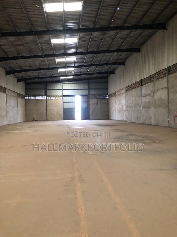 6000sqm Warehouse on 2.9 Acres Tema · Photo 3