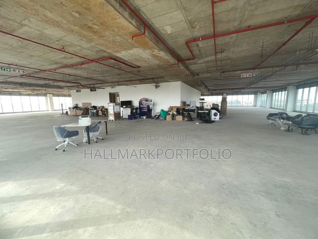750sqm Office Space Ridge · Photo 2