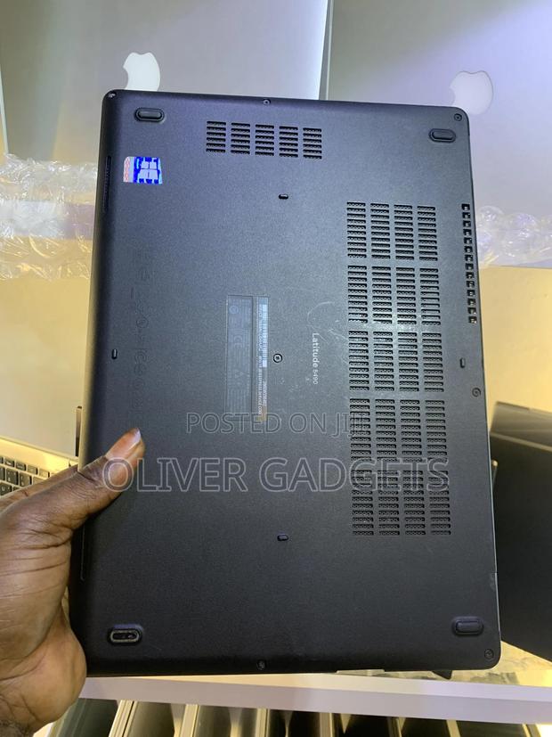 Laptop Dell Latitude 5490 8GB Intel Core I7 SSD 256GB · Photo 5