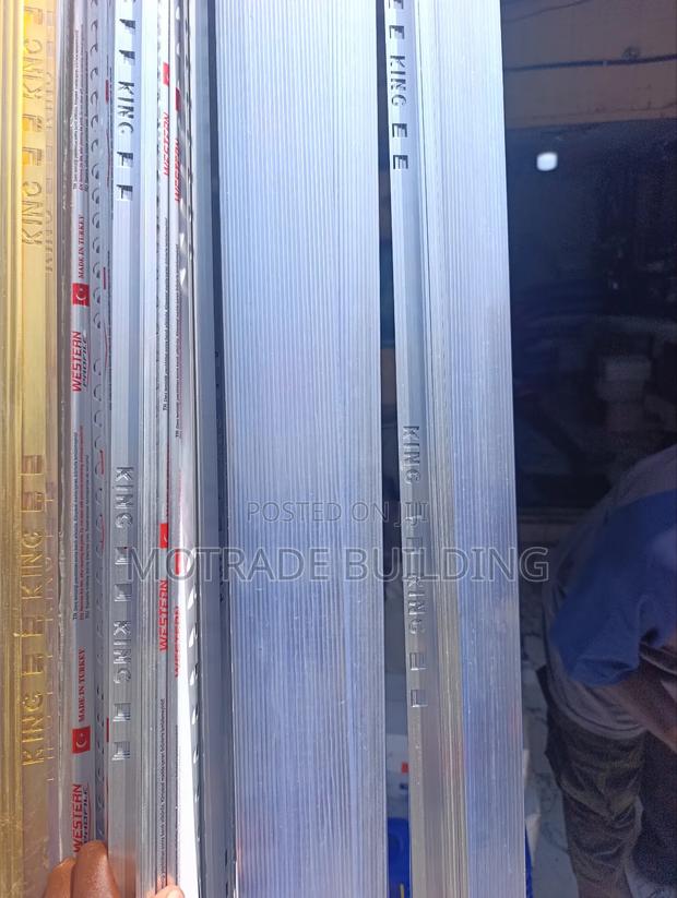 L Strips For Tiles · Photo 1
