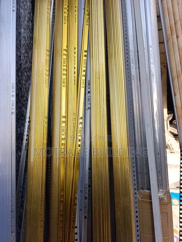 Metal Strip ( Gold) · Photo 1