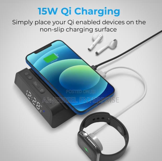 Promate Wireless Charging Station With Clock · Photo 3