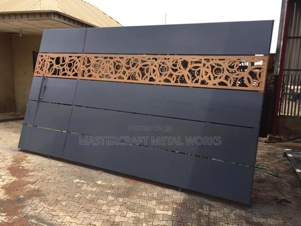 Metal Gate Quality · Photo 1