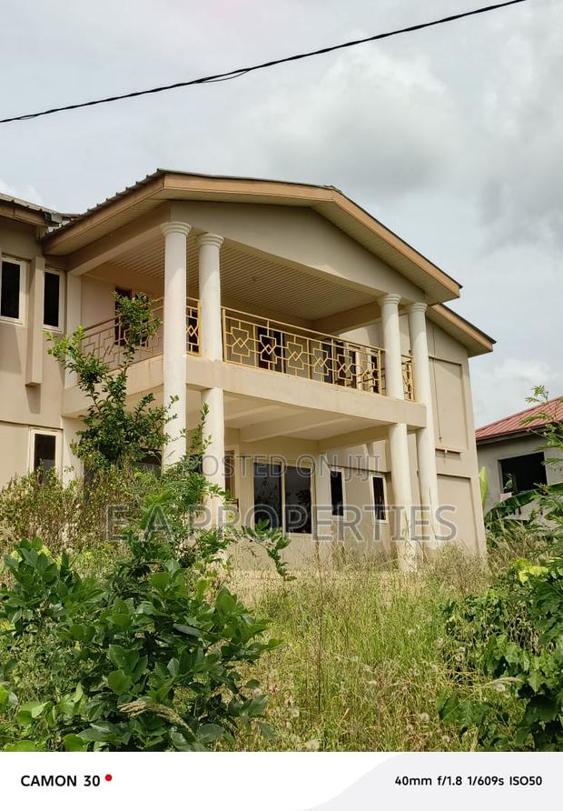 5bdrm House in E A Properties, Ghanata Area for sale · Photo 1