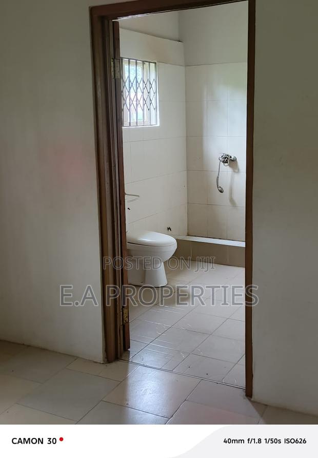 5bdrm House in E A Properties, Ghanata Area for sale · Photo 3