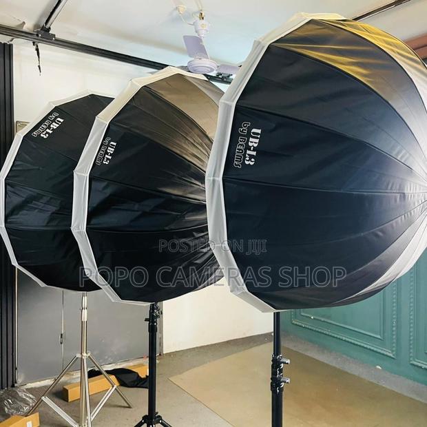 Beams Umbrella Parabolic Softboxes · Photo 2
