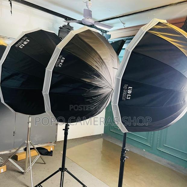 Beams Umbrella Parabolic Softboxes · Photo 4