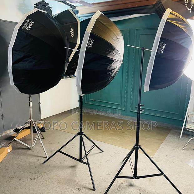 Beams Umbrella Parabolic Softboxes · Photo 3
