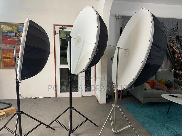 Beams Umbrella Parabolic Softboxes · Photo 1