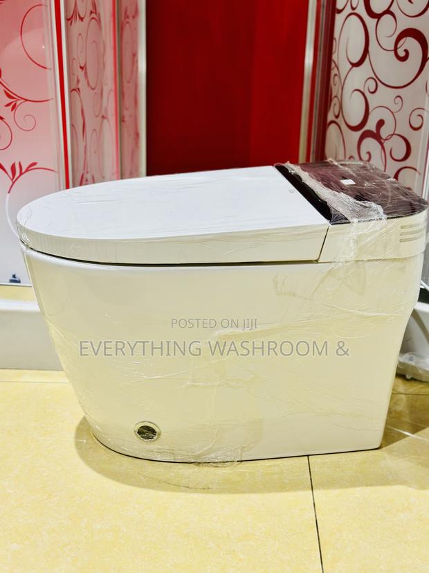 Smart Toilet-Intelligent Wc-Electronic Toilet-Remote Control Wc · Photo 3