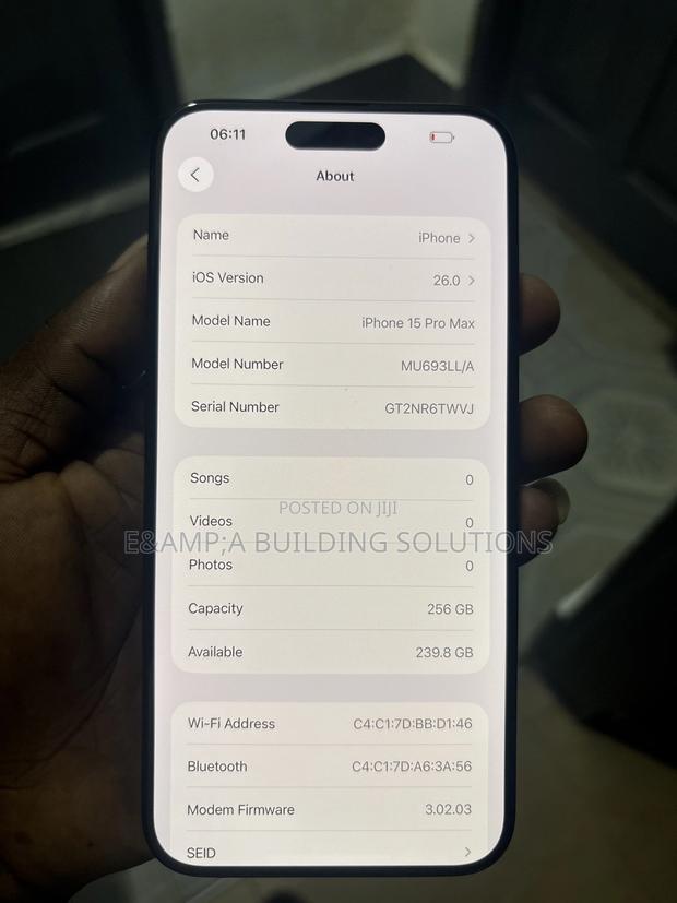 Apple iPhone 15 Pro Max 256 GB · Photo 2