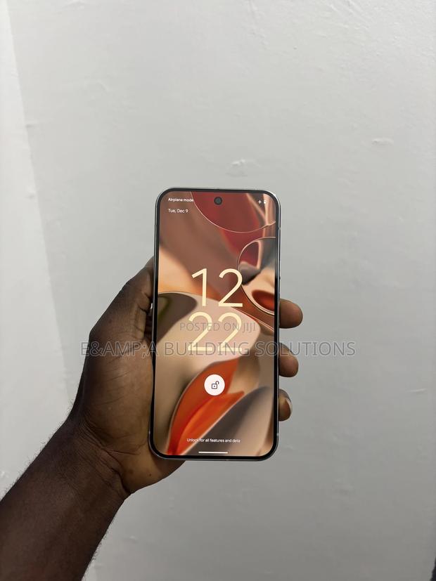 Google Pixel 9 Pro XL 128 GB White · Photo 2