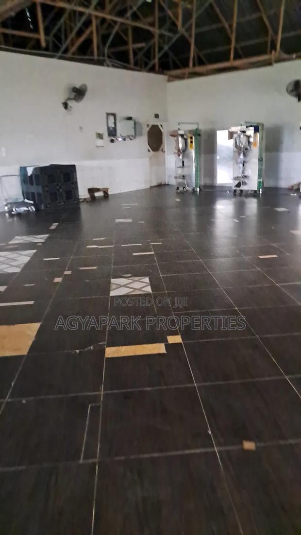 Ware House for Rent · Photo 3