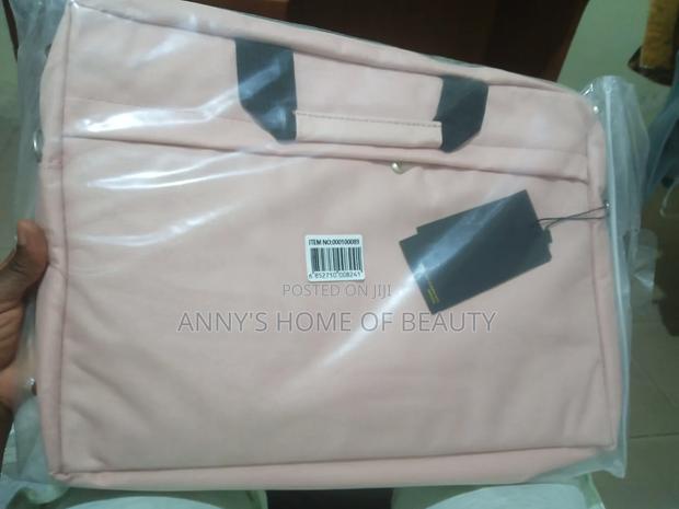 Quality Laptop Bag With Shoulder Strap · Photo 1