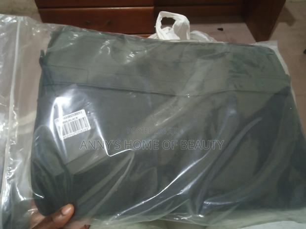 Quality Laptop Bag With Shoulder Strap · Photo 2