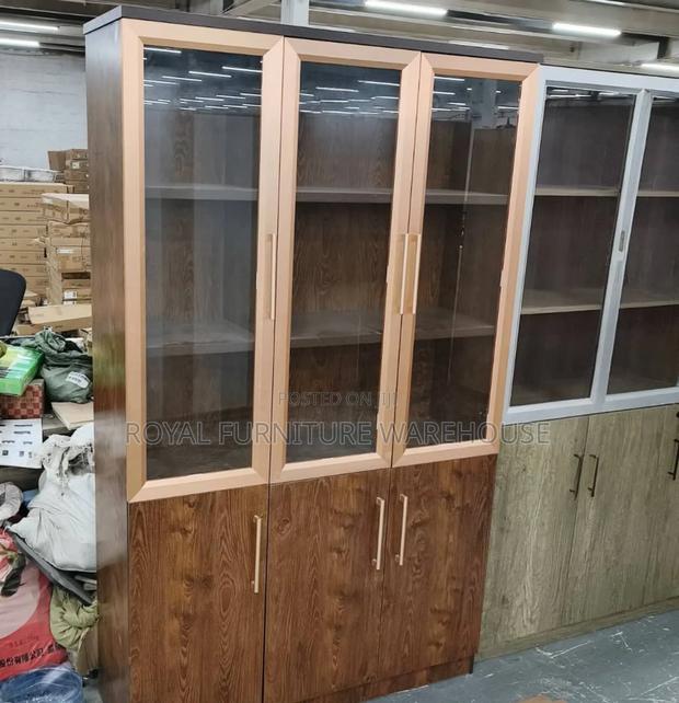 3 Doors Opening Office Cabinet · Photo 1