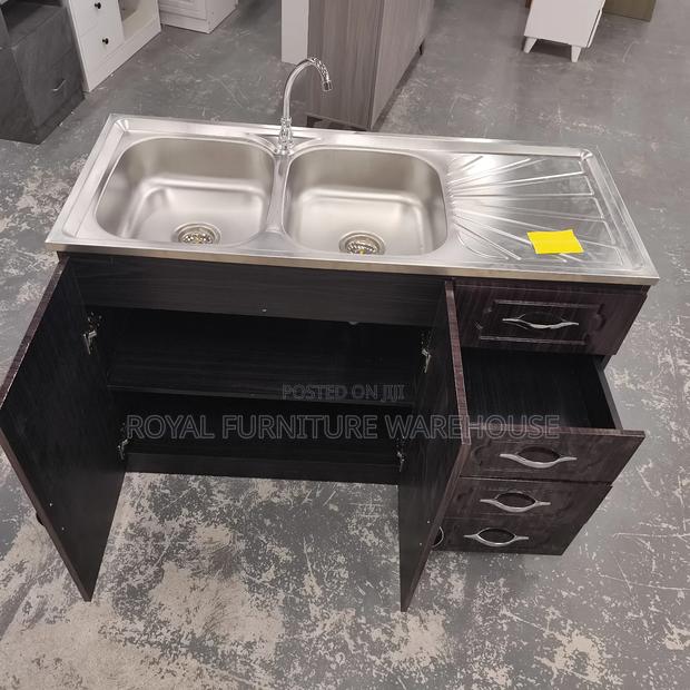 Kitchen Sink Cabinet · Photo 2