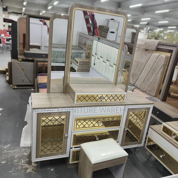 Bedroom Complete Set, Bedframe, Dresser, Wardrobe, Bedside Nightstand · Photo 3