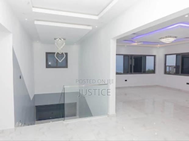 5bdrm House in Kokrobitey, Kasoa for sale · Photo 4