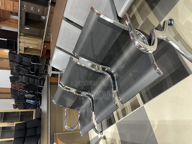 3 in One Waiting Chair · Photo 1