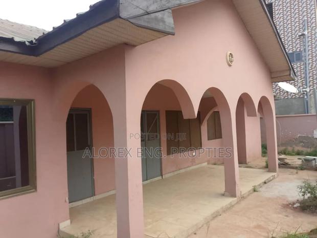 5bdrm House in Housing Down, Adenta for sale · Photo 1