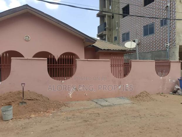 5bdrm House in Housing Down, Adenta for sale · Photo 5