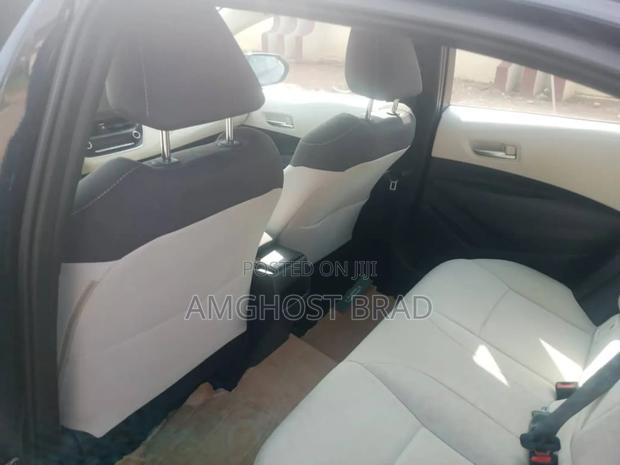 Toyota Corolla LE 2020 Blue · Photo 5