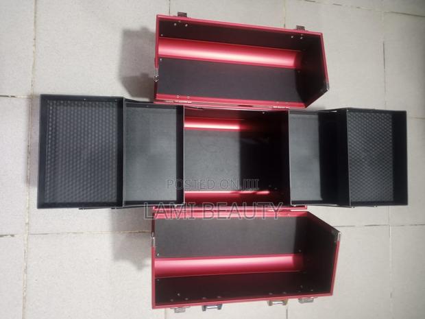 Make Up Box · Photo 2