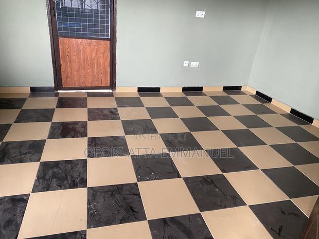 1bdrm Room & Parlour in Amasaman 3 Junction, Pokuase for rent · Photo 6
