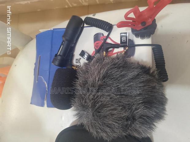 K-50 Stat Wired Microphone With Noise Concealing · Photo 4