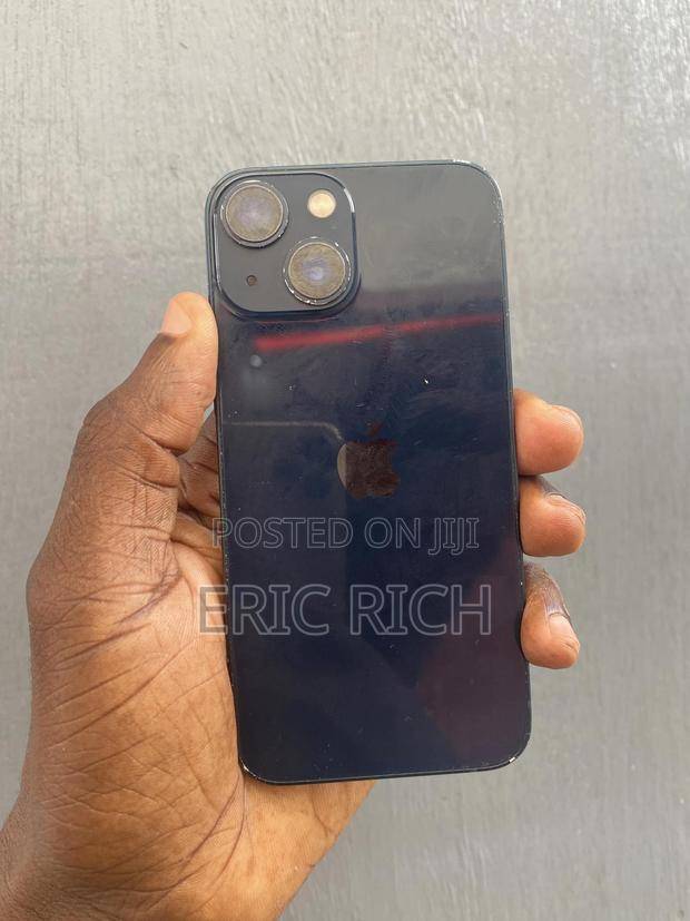 Apple iPhone 13 Mini 128 GB Black · Photo 3