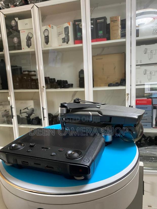 Dji Mavic 2 Pro Drone + Smart Controller · Photo 2