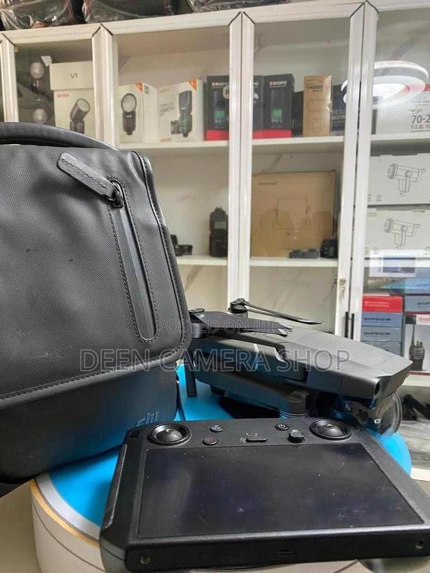 Dji Mavic 2 Pro Drone + Smart Controller · Photo 3