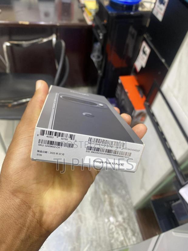 New Google Pixel 10 Pro XL 256 GB Black · Photo 3