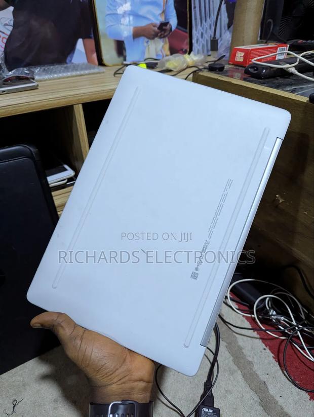 Laptop HP Chromebook 14 8GB Intel Celeron eMMC 32GB · Photo 3
