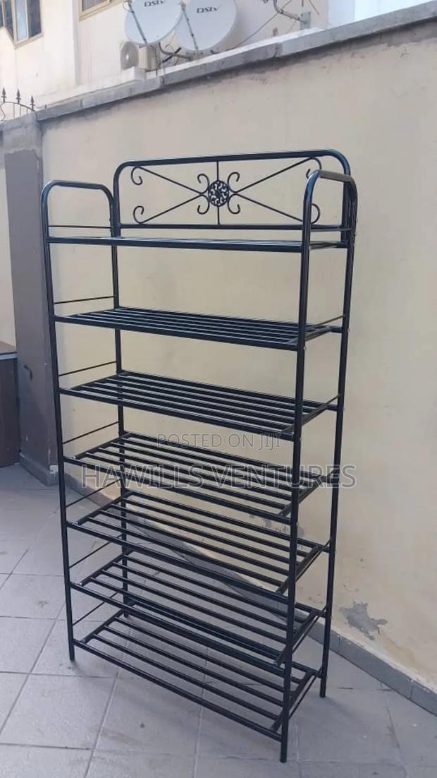 Metal Shoe Rack · Photo 2