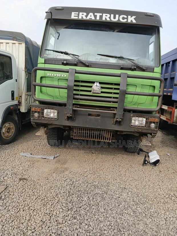 Sinotruck Re-Enforcement Trucks for Sale · Photo 2