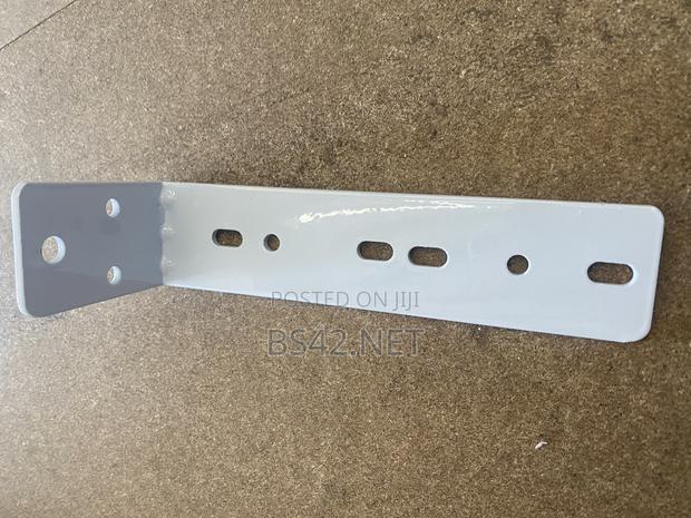 Double Track Bracket · Photo 2