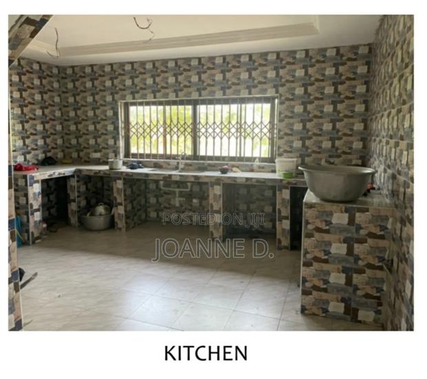 2bdrm House in Agyemang/Drummond, Komenda/Edina/Eguafo/Abirem Municipal · Photo 4