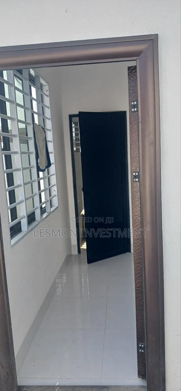 3bdrm House in Lesmon Investment, Spintex for sale · Photo 8