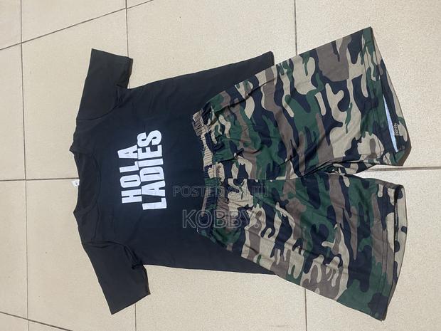Kids Clothing · Photo 4