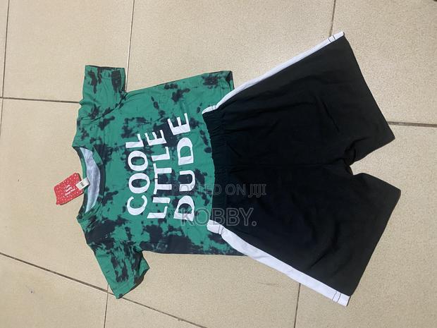 Kids Clothing · Photo 1